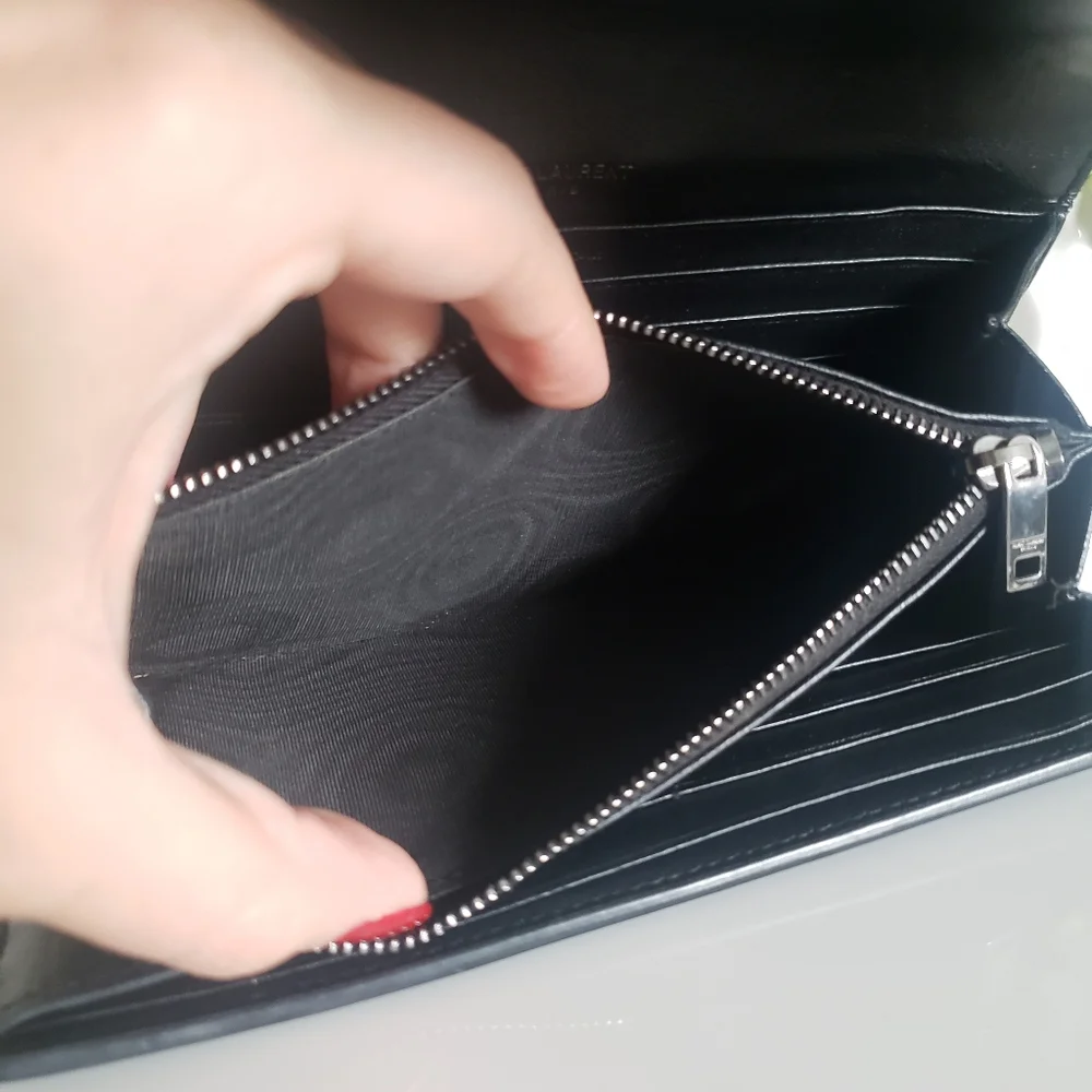 *SOLD* Authentic Pre-owned Yves Saint Laurent Flap Long Wallet - Picture 9 of 14